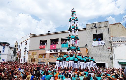 Actuació dels Castellers de Vilafranca a la Diada Castellera de la Mare de Déu d’Agost de la Bisbal